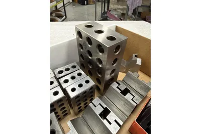 Used _UNKNOWN_ _UNKNOWN_ V-Blocks Utah US | KD Auctions #1549365