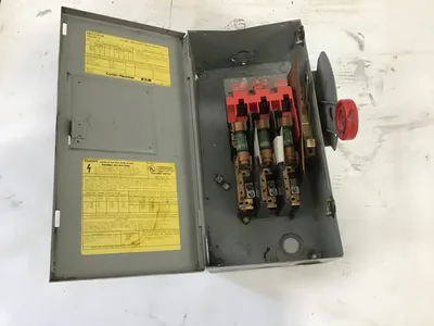 Eaton Cutler Hammer DH322FGK 60 Amp Heavy Duty Safety Switch Disconnect