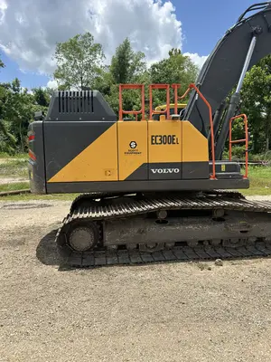 Used 2022 VOLVO EC300EL Excavators Louisiana US | Proxy Equipment #1378356