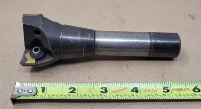 Used BRIDGEPORT R8 END MILL Arbors & Adapters Kentucky US | Aucto #1315931