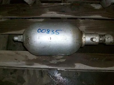 USED GREER HYDRAULICS 3000 PSI PULSATION DAMPENER / ACCUMULATOR