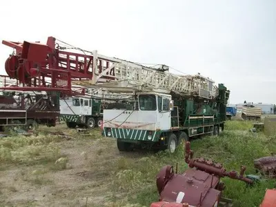 USED IDECO RAMBLER H-35 OILFIELD WORKOVER RIG / SERVICE RIG / PULLING UNIT