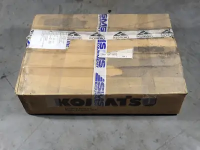 NEW KOMATSU 427-62-15750