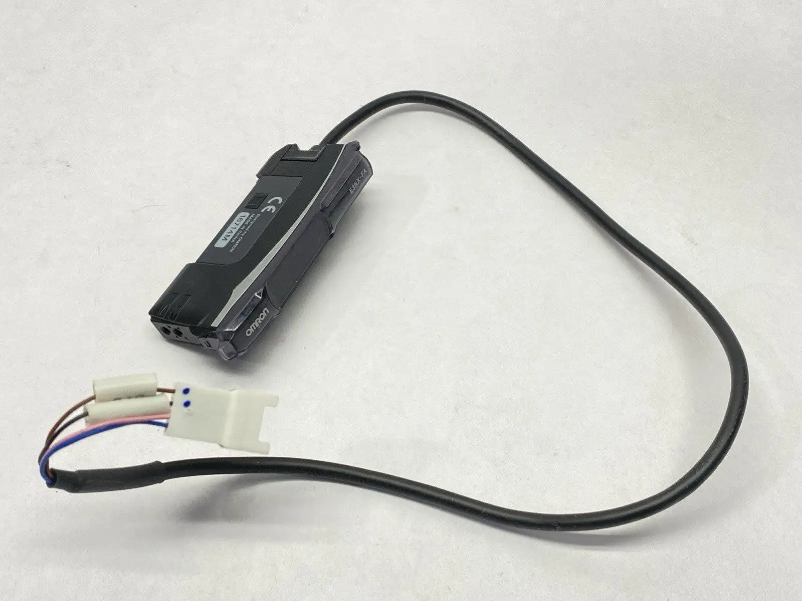 USED OMRON SMART FIBER AMPLIFIER UNIT 10-30VDC