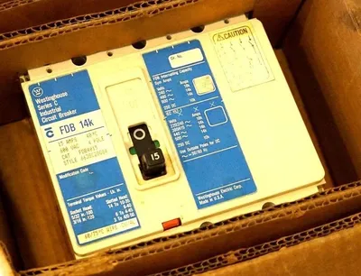 NEW WESTINGHOUSE FDB4015 SER. C CIRCUIT BREAKER 600V, 15AMP, 4 POLE