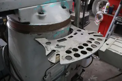 1970 BRIDGEPORT MACHINES 1-1/2 HP Manual Milling | MD Equipment Services LLC (18)