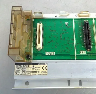 Mitsubishi - Melsec-Q - Model: Q38B - Base Unit 3E-9