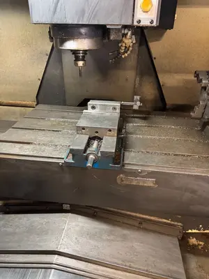 Used 2009 DOOSAN DNM 500 Vertical Machining Centers Illinois US | Aucto #1424227