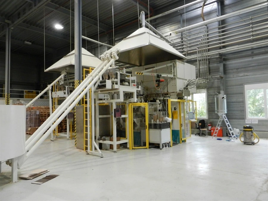 USED LAUFER URA 500 TON FOR COMPOSITE MAT.