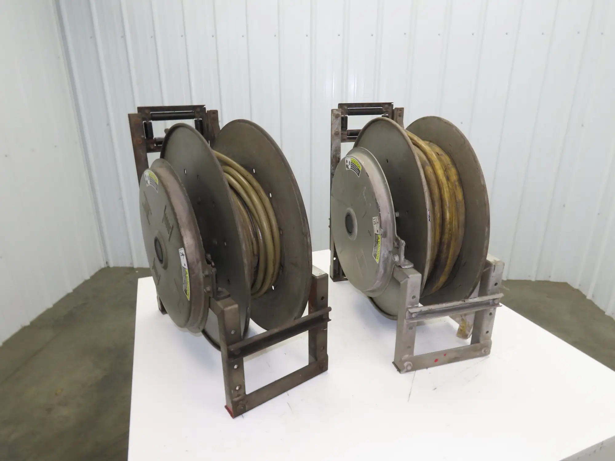 Hannay Reels 818-25-26B TR Retractable Industrial Air Hose Reel Lot Of 2