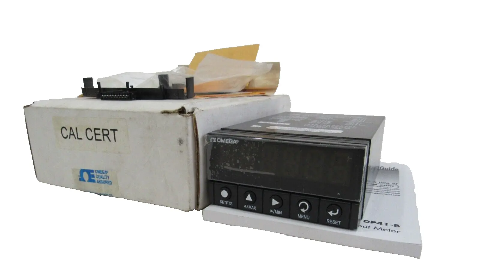 NEW OMEGA DP41-B-C24 UNIVERSAL INPUT METER DP41BC24