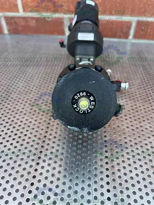USED LOT OF 2 - ITT PURE FLO 9920 DIAPHRAGM VALVE 90 PSI W/ 3- WAY 3/4" SANITARY FITTINGS
