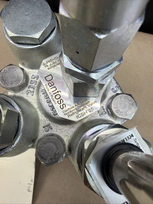 NEW Danfoss 148X1273