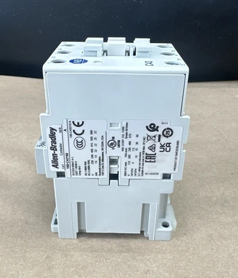 NEW Allen-Bradley 100-C43D10