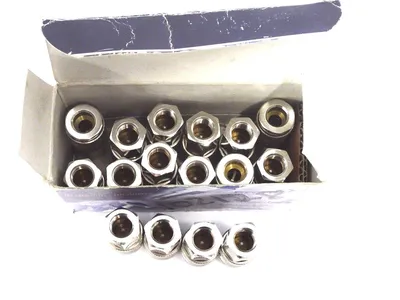 BOX OF 16 NEW RECTUS 23KAIW13MPN COUPLING'S