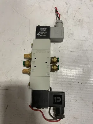 Numatics L12BB552B060T61 4/3 1/4” Directional Control Valve 14.5-145PSI