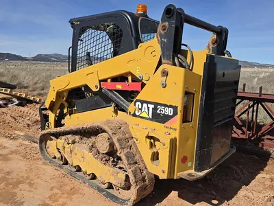 USED 2017 CATERPILLAR 259D