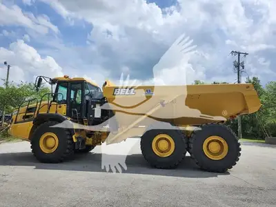 USED 2023 BELL B30E
