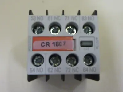 USED SIEMENS 3RH1911-1GA22-3AA1