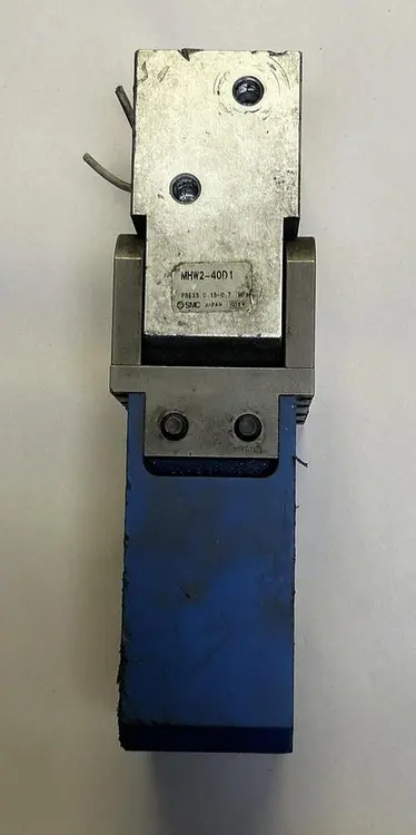 Used SMC MHW2-40D1 Chucks Ohio US | Surplus Asset Holdings #1227773