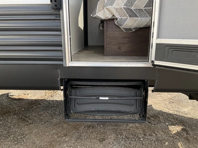 Used 2019 FOREST RIVER CHEROKEE LIMITED 264RL Campers, Caravans, Motorhomes Michigan US | Miedema Asset Management Group #1425175