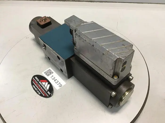 Used BOSCH 0 811 404 775 Valves/Fittings Michigan US | Ideal Machinery #685475