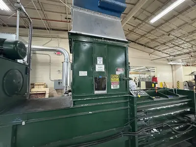 Used KMF CLOSED DOOR BALER Balers Pennsylvania US | Global Equipment International, LLC #186372