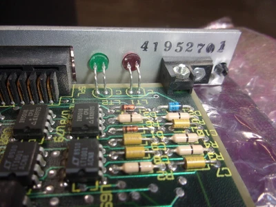 USED Universal Instruments 42004705 REV E
