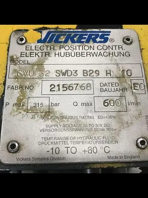 USED VICKERS CVU32SWD3B29H10