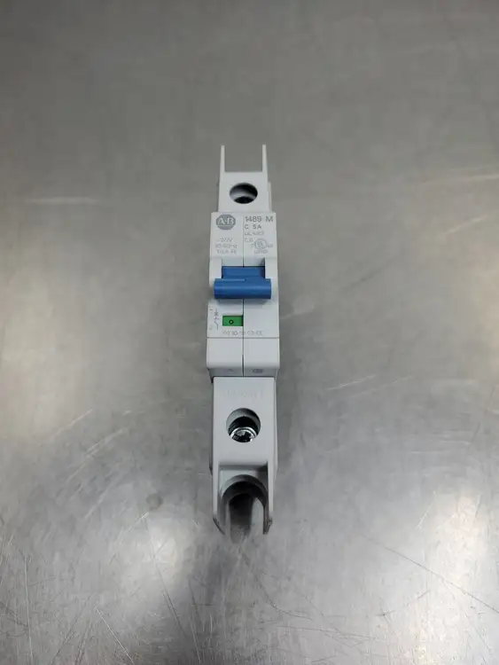 Used Allen-Bradley 1489-M1C050 Ser D Circuit Breaker, 1P, 5A 277VAC,48VDC Circuit Breakers | Palmetto Automation #1150602