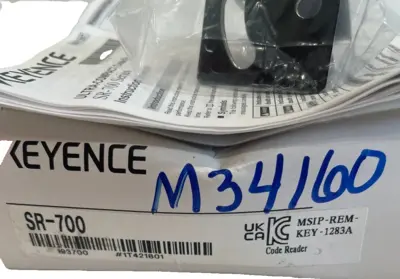 NEW KEYENCE SR-700 BAR CODE SCANNER SR700