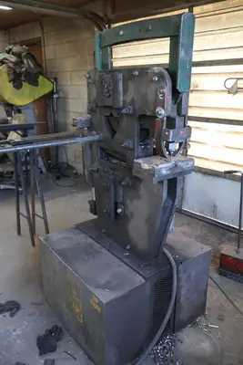 EDWARDS JAWS IV - 50T Ironworkers | MD Equipment Services LLC (3)