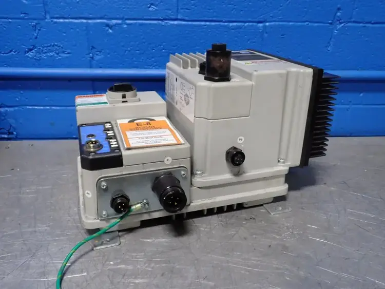 Used ALLENBRADLEY 284GFVD7P6D25RRGCBGDBIEMI AC Drive Control Module Ohio US | HGR 24 #895342