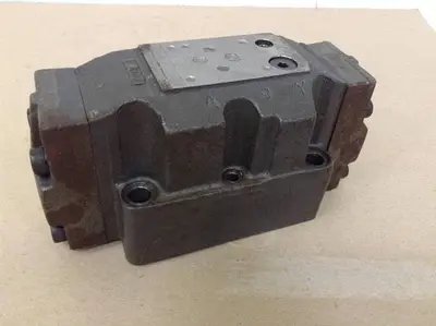USED VICKERS DG3V76C10JA8Z