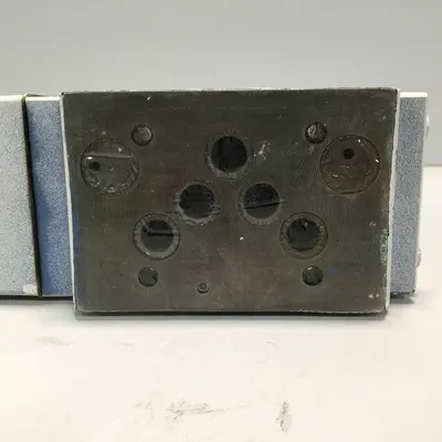 USED MOOG D661-5009