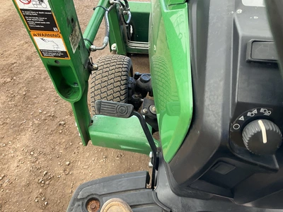Used JOHN DEERE 1025 R Sub-Compact & Compact Tractors Michigan US | Miedema Asset Management Group #1413783