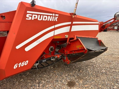 Used _UNKNOWN_ _UNKNOWN_ Windrowers/Swathers Idaho US | Tri-Steel Manufacturing #1557075