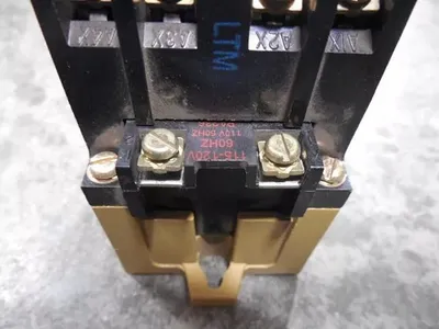 Allen Bradley 700-P400A1 AC Relay Module Series B Used
