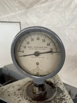 USED DAKE 75H
