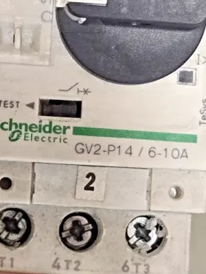 USED Schneider Electric JB1S082N