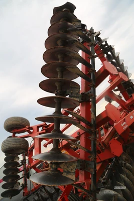 Used KUHN KRAUSE 8200-25W Tandem Discs Pennsylvania US | Zimmerman Farm Service #1409920