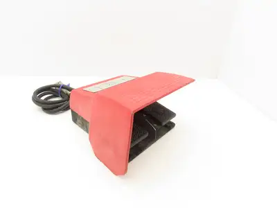 Bernstein F2 Dual 2 Pedal Double Foot Switch w/Protective Shroud