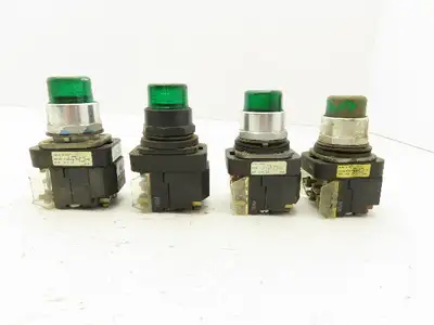Allen Bradley 800T-PT16 Green Illuminated Pushbutton 30mm Mixed Lot of 4