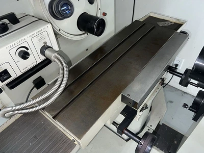USED 1994 Gage-Master SERIES 89, QC 2000 DRO, 4-POS. LENS TURRET