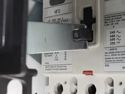 15/60A, 3 Pole, 600V, Disconnect Switch HFD3015,HFD3060 in Freedom 2100 MCC