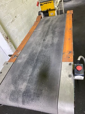 22" X 72" POWERED BELT CONVEYOR