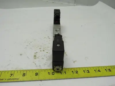 Hyvair SV204-543B-110A-SR Pneumatic Air Valve 110 VAC Solenoid 1/2" Ports