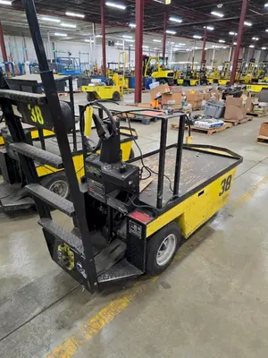 24 VOLT EZ-GO TEXTRON CHASER/TUGGER CART #38: YOBRO #24629
