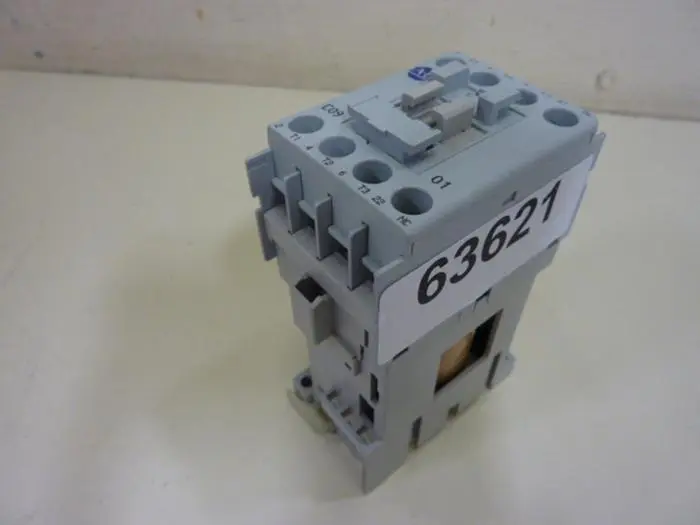 Used ALLEN BRADLEY 100-C09Z.01 SER A PLC Contactors | Ideal Machinery #619528