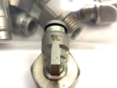 USED SMC METAL MALE ELBOW SWIVEL FITTING 6MM OD TUBE